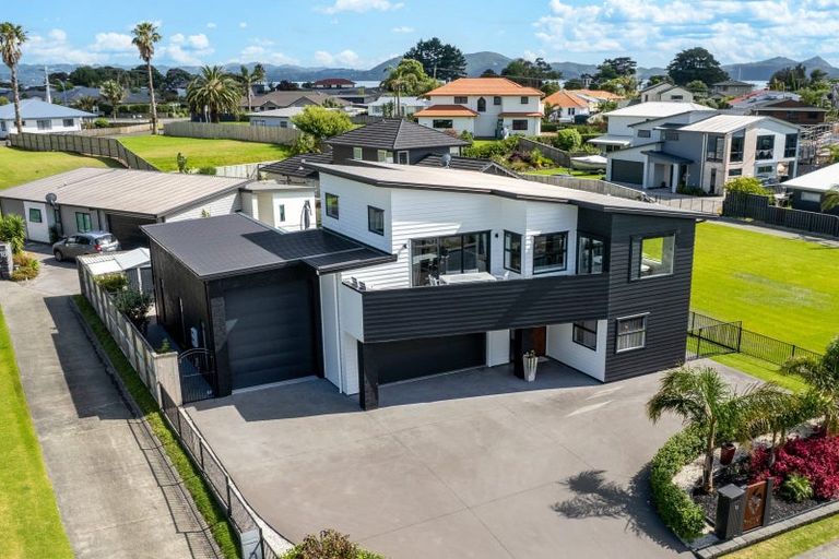 Photo of property in 14 Mariners Haven, One Tree Point, 0118