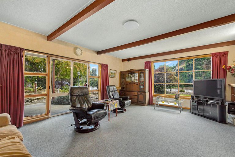 Photo of property in 6 Coulson Place, Alexandra, 9320