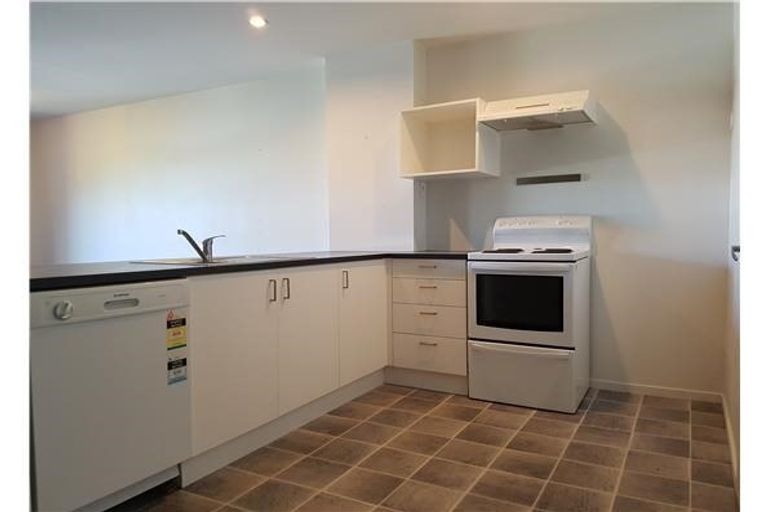 Photo of property in 4/62 Burke Street, Addington, Christchurch, 8024