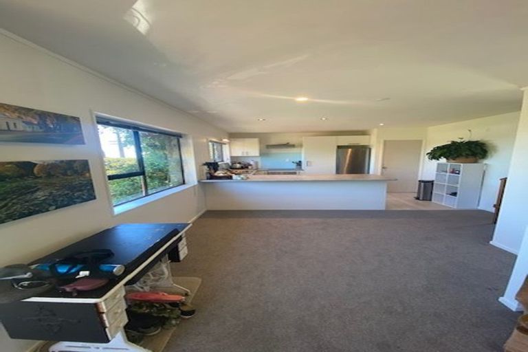 Photo of property in 38 Scott Road, Stanmore Bay, Whangaparaoa, 0932