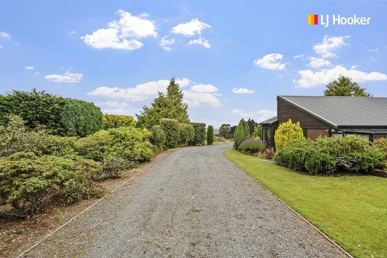 Photo of property in 43 Halfway Bush Road, Halfway Bush, Dunedin, 9076