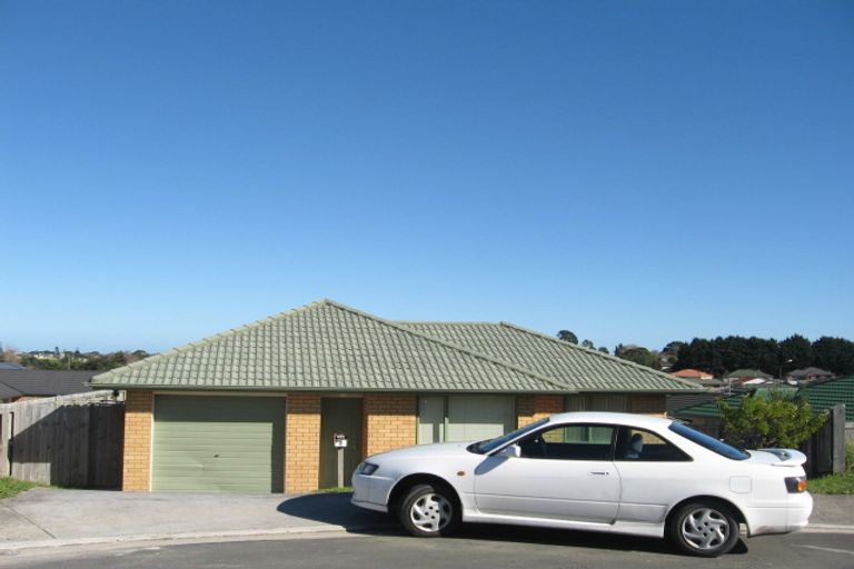 Photo of property in 7 Derryveagh Lane, Weymouth, Auckland, 2103