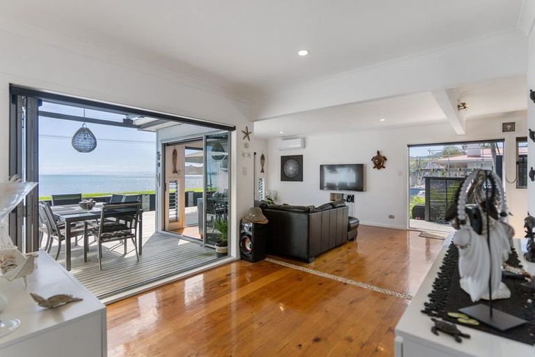 Photo of property in 1437 Clevedon Kawakawa Road, Kawakawa Bay, Papakura, 2585