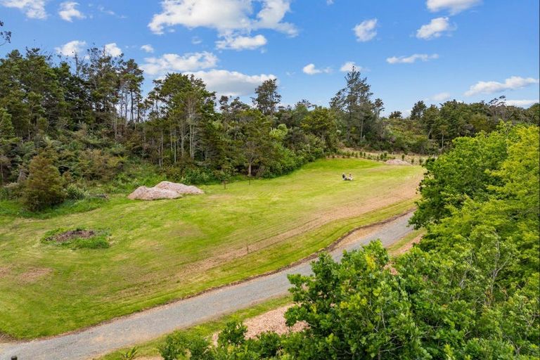 Photo of property in 124b Devich Road, Mangawhai, 0975