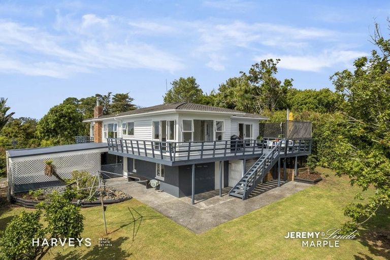 Photo of property in 61a West Lynn Road, Titirangi, Auckland, 0604