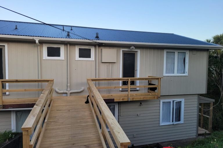 Photo of property in 38 Bassett Road, Johnsonville, Wellington, 6037