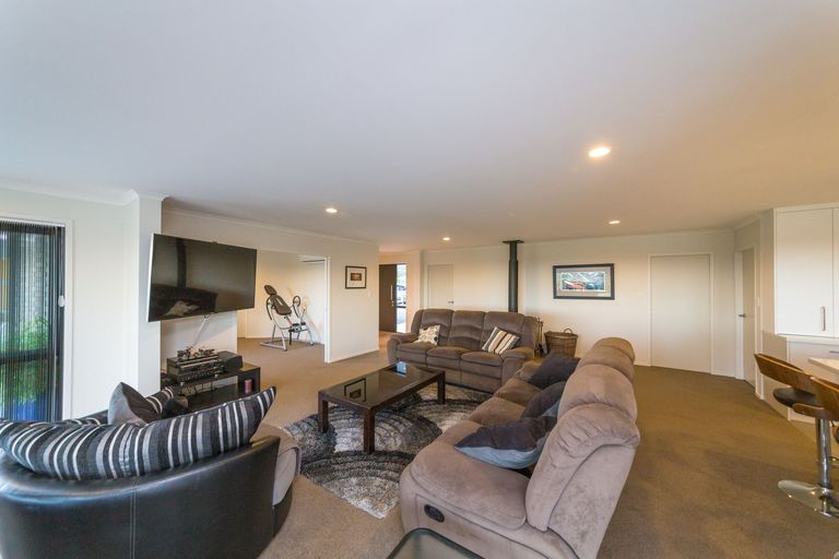 Photo of property in 219 Kahuterawa Road, Linton, Palmerston North, 4472