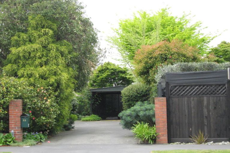 Photo of property in 22 Brackendale Place, Burnside, Christchurch, 8041