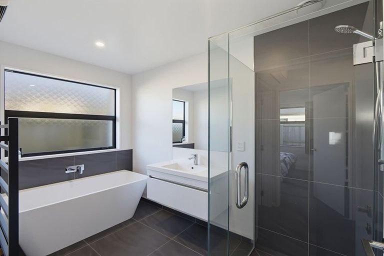 Photo of property in 50 Blakes Road, Belfast, Christchurch, 8051