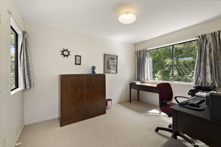 Photo of property in 41 Amapur Drive, Khandallah, Wellington, 6035