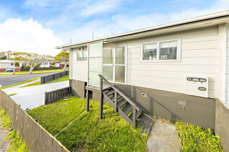 Photo of property in 1/4 Slim Place, Clendon Park, Auckland, 2103