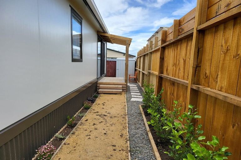 Photo of property in 67 Rhodes Drive, Kelvin Grove, Palmerston North, 4414