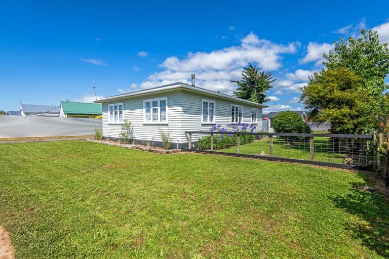 Photo of property in 41 Mclean Street, Woodville, 4920