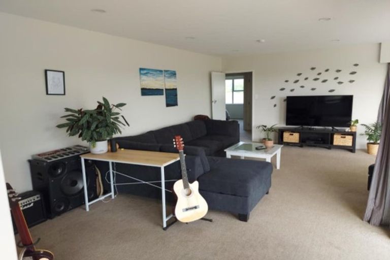 Photo of property in 327 Pine Valley Road, Dairy Flat, Silverdale, 0992