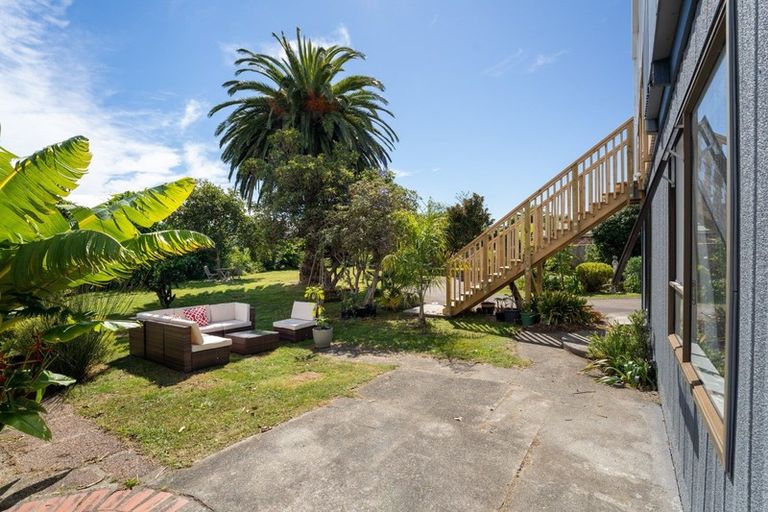 Photo of property in 298 Te Moana Road, Waikanae, 5036