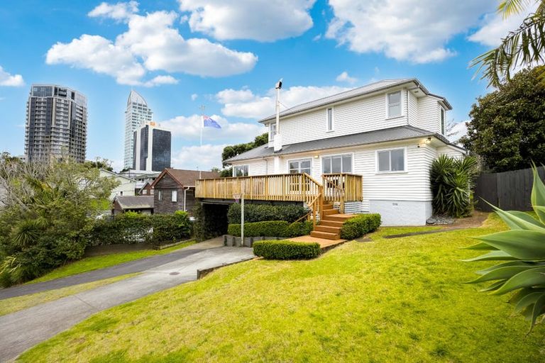 Photo of property in 20 Bracken Avenue, Takapuna, Auckland, 0622