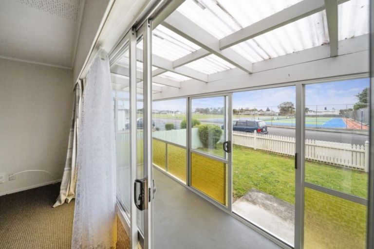 Photo of property in 78 Disraeli Street, Hawera, 4610