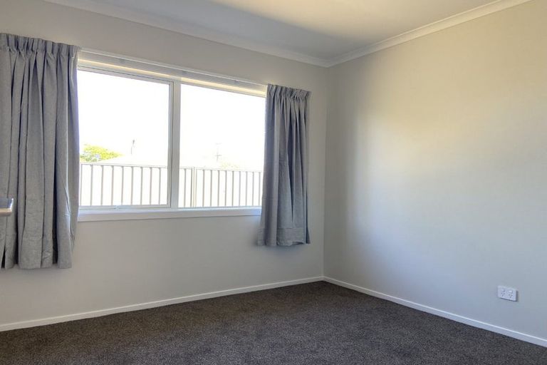 Photo of property in 18 Guy Street, Waipawa, 4210