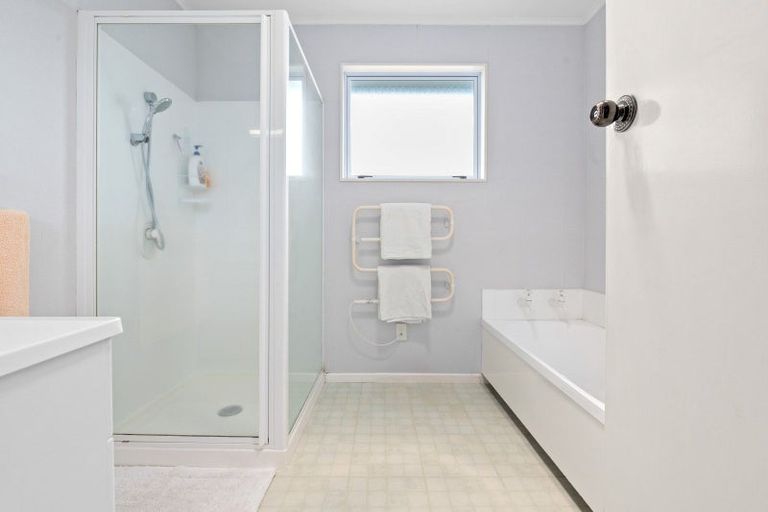 Photo of property in 44 Macdonald Road, Glenview, Hamilton, 3206