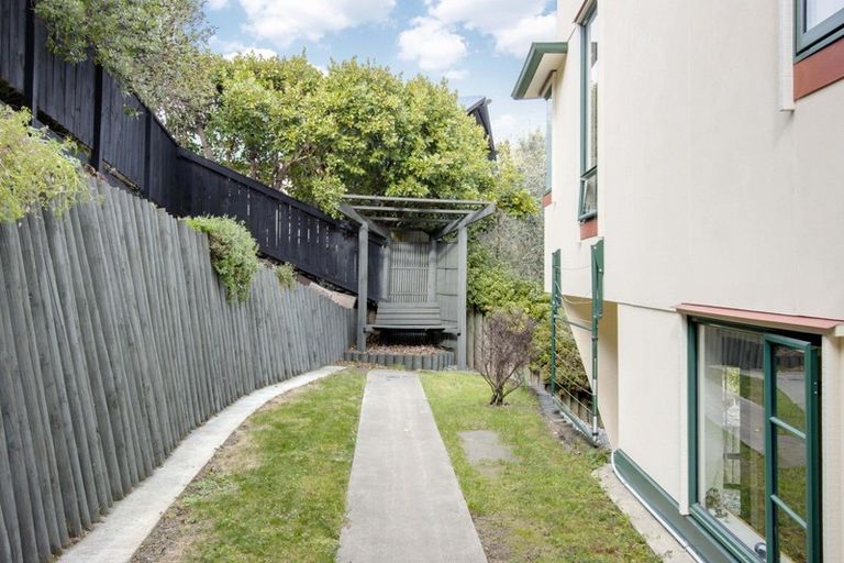 Photo of property in 3b Laing Cove, Havelock North, 4130