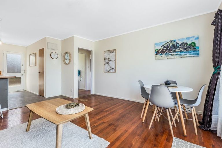 Photo of property in 1/3 Vella Street, Titahi Bay, Porirua, 5022