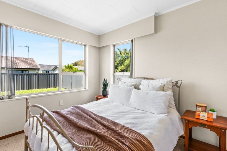 Photo of property in 2/6 Russell Road, Marewa, Napier, 4110