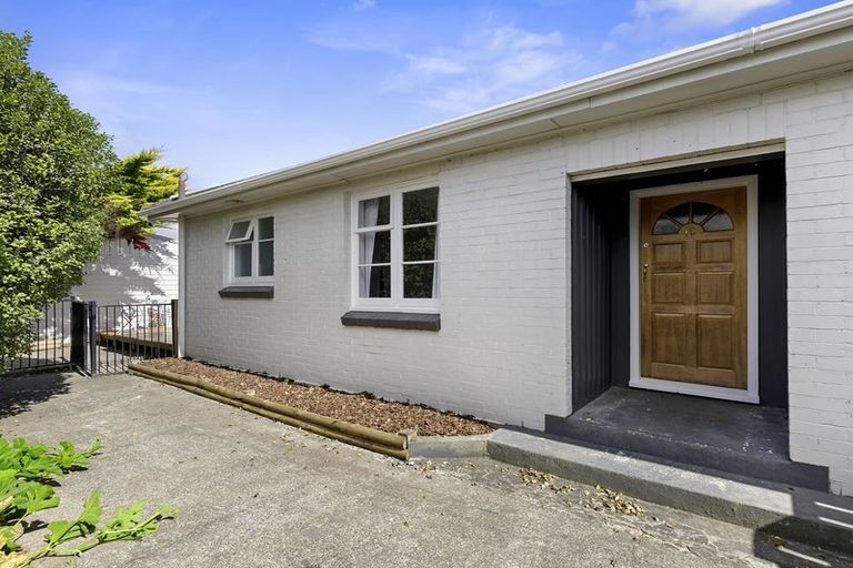 Photo of property in 10 Merton Street, Trentham, Upper Hutt, 5018