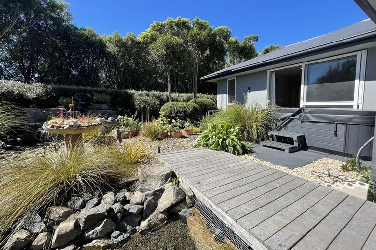 Photo of property in 4 Yarrum Lane, Avonhead, Christchurch, 8042