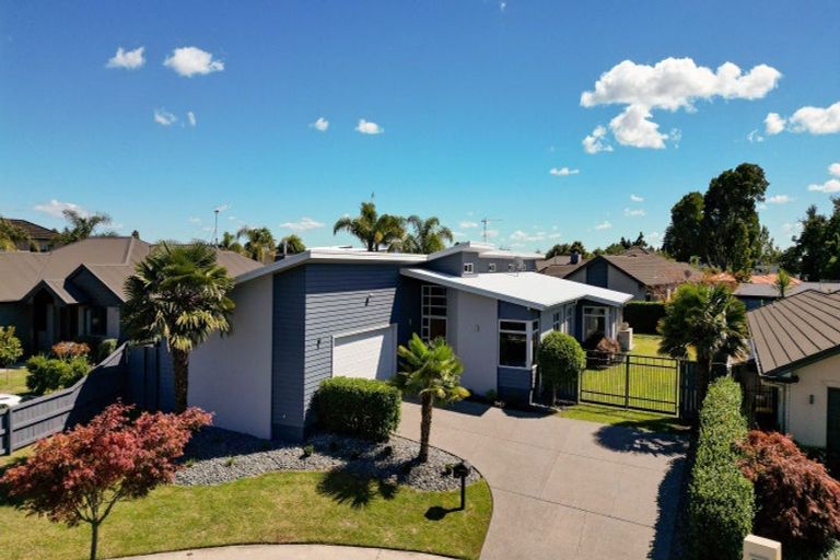 Photo of property in 7 Grenache Place, Rototuna, Hamilton, 3210