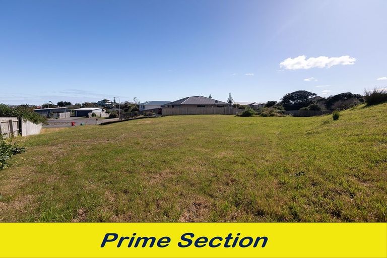 Photo of property in 106 Mountain View Terrace End, Otaki Beach, Otaki, 5512