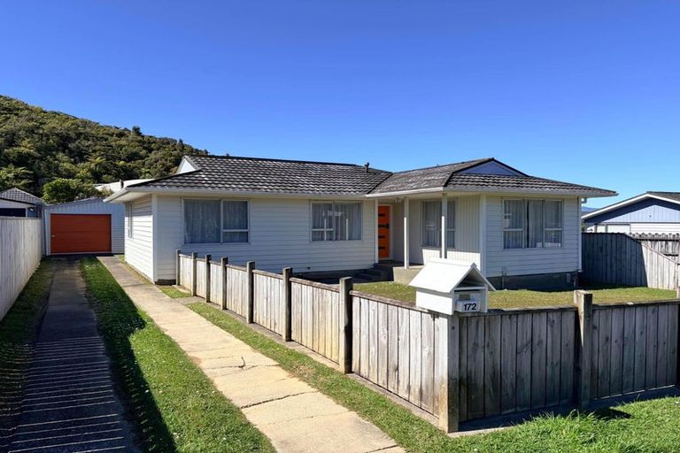 Photo of property in 172 Major Drive, Kelson, Lower Hutt, 5010