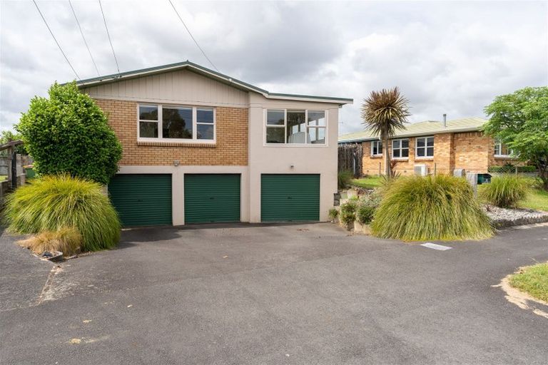 Photo of property in 14 Mears Road, St Andrews, Hamilton, 3200