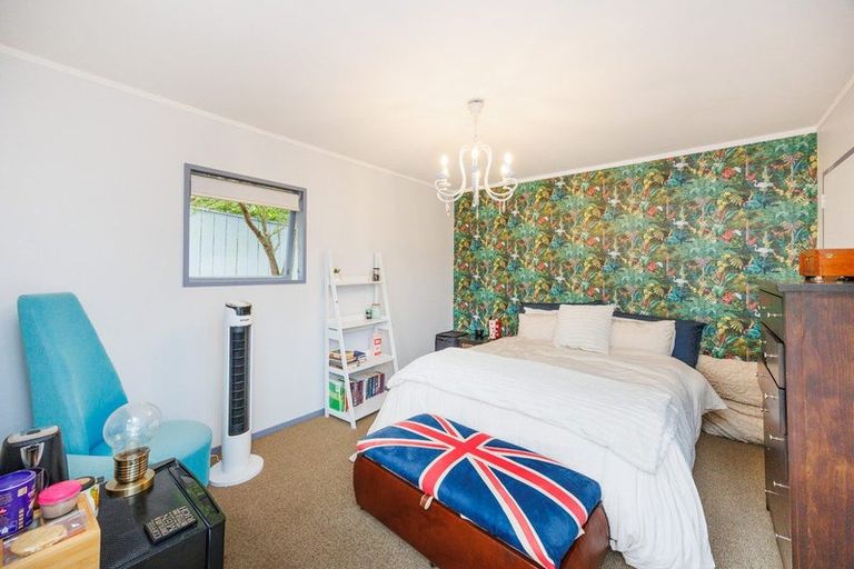 Photo of property in 8 Skerman Street, Marton, 4710