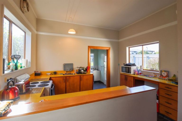 Photo of property in 27 Roslyn Terrace, West End, Timaru, 7910