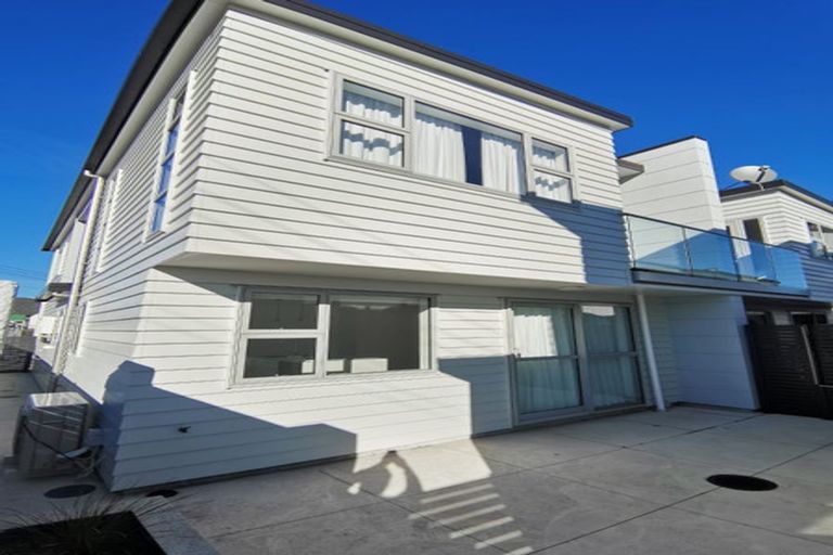 Photo of property in 4 Lucern Lane, Petone, Lower Hutt, 5012
