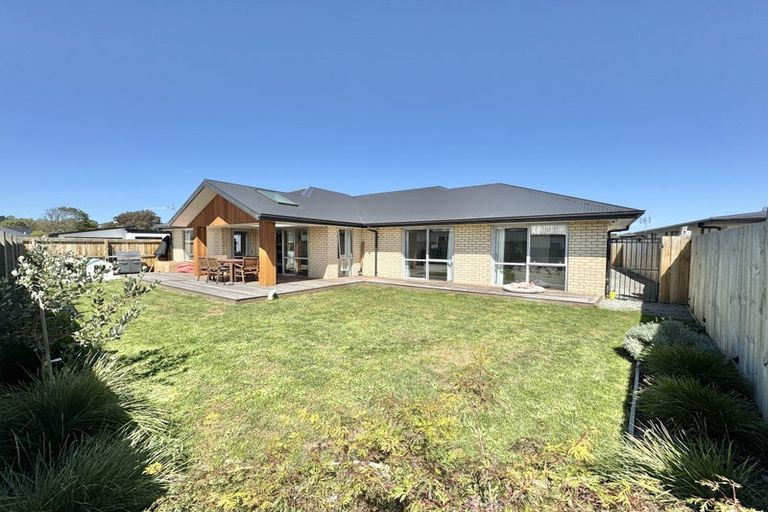 Photo of property in 4 Glendore Drive, Halswell, Christchurch, 8025