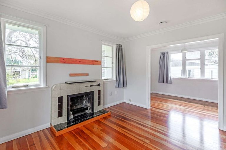 Photo of property in 9 Hewitts Road, Linton, Palmerston North, 4472