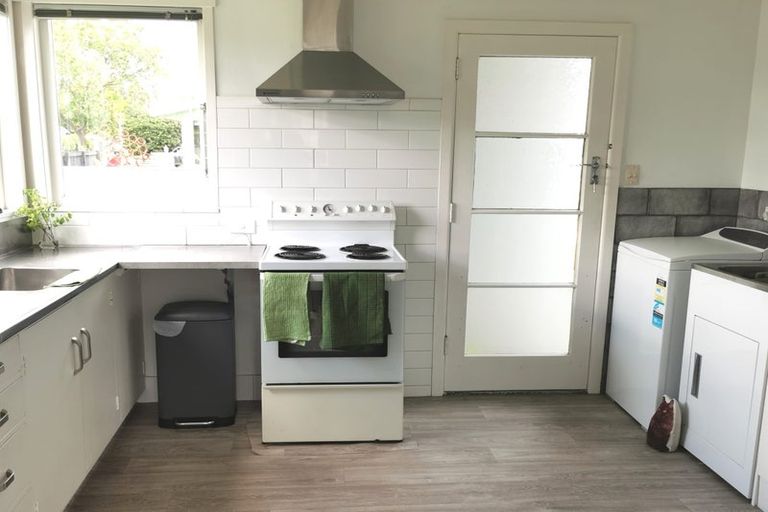 Photo of property in 1/1302 Caroline Road, Mayfair, Hastings, 4122