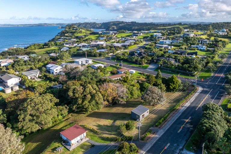 Photo of property in 61 Hauraki Road, Leigh, Warkworth, 0985