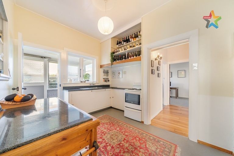 Photo of property in 35 Cuba Street, Petone, Lower Hutt, 5012