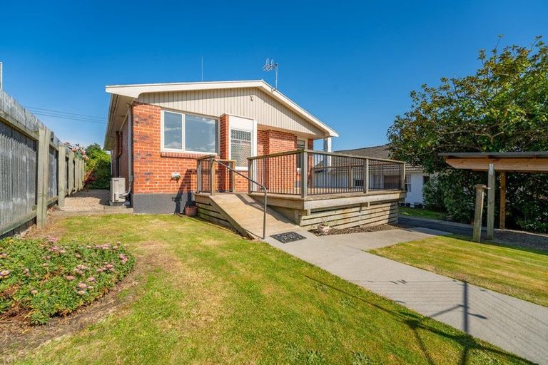 Photo of property in 25 Oxford Street, West End, Timaru, 7910