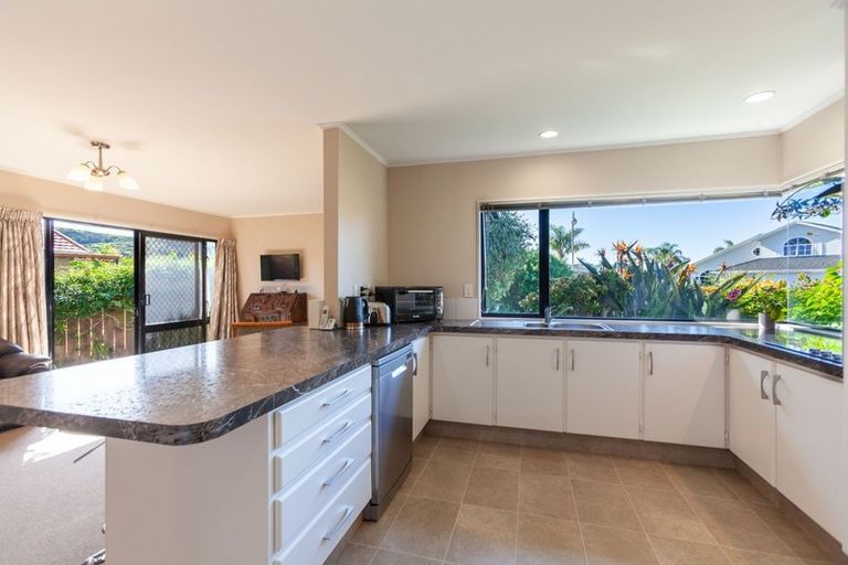 Photo of property in 6 Bishops Close, Greenmeadows, Napier, 4112