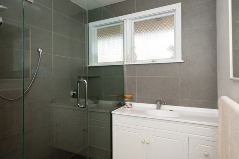 Photo of property in 49 Deepdale Street, Burnside, Christchurch, 8053