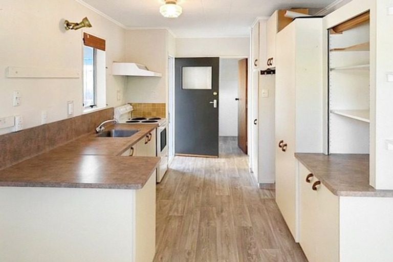 Photo of property in 7 Guildford Street, Tamatea, Napier, 4112