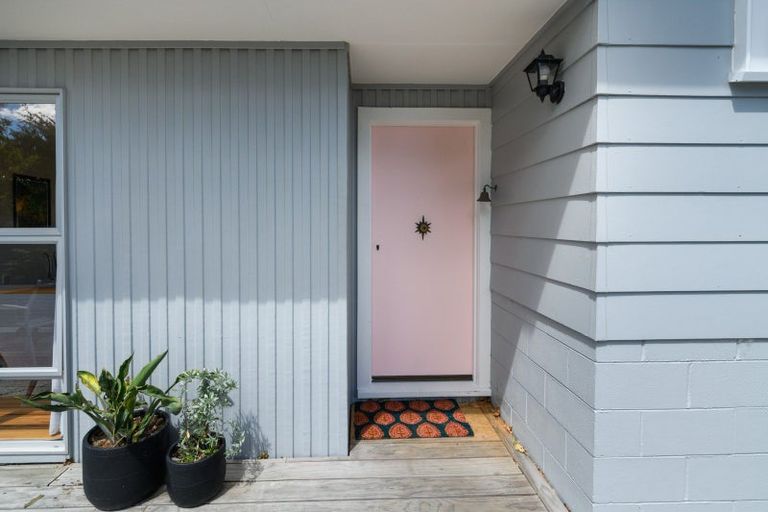 Photo of property in 75 Ruamahanga Crescent, Terrace End, Palmerston North, 4410