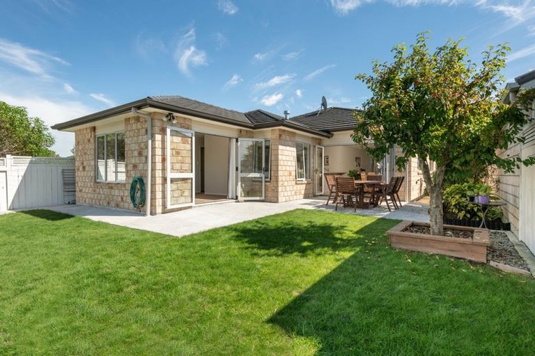 Photo of property in 39 Scoria Close, Pyes Pa, Tauranga, 3112