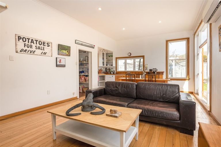 Photo of property in 58 Wiggins Street, Sumner, Christchurch, 8081