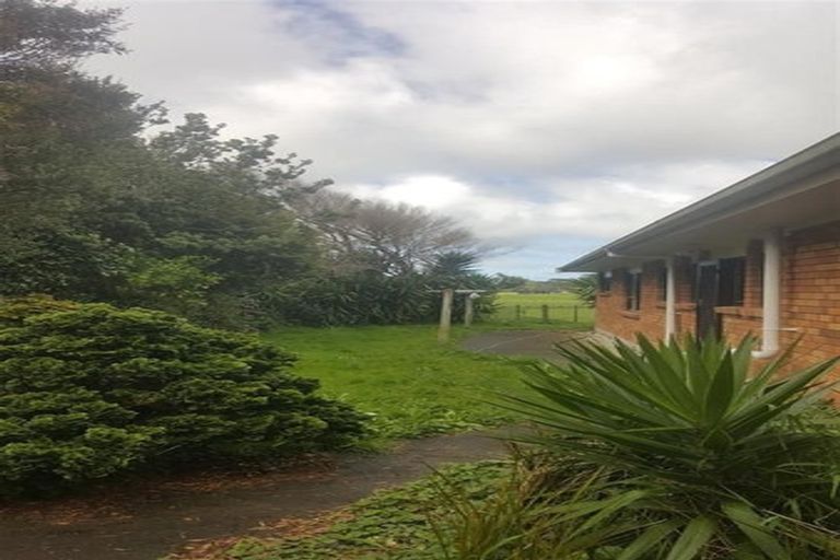 Photo of property in 35 Smith Road, Waiuku, 2682