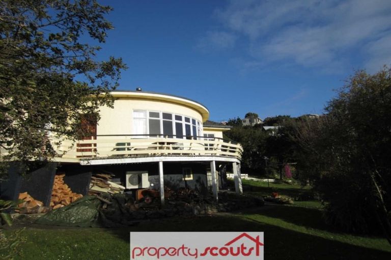 Photo of property in 18 Earls Road, Saint Clair, Dunedin, 9012
