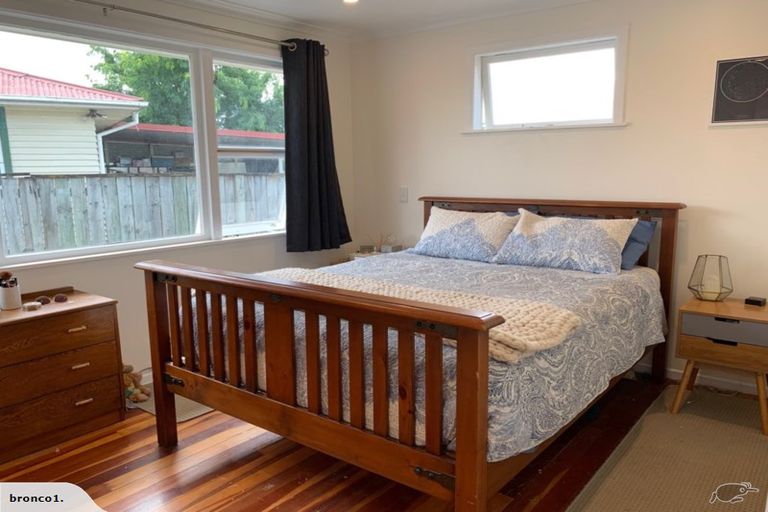 Photo of property in 20 Fergusson Street, Solway, Masterton, 5810